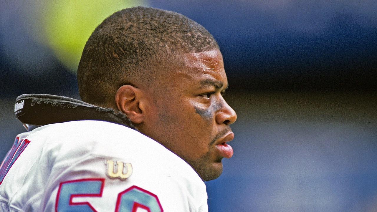 Police arrest ex-Giants linebacker after Fort Lauderdale airport brawl